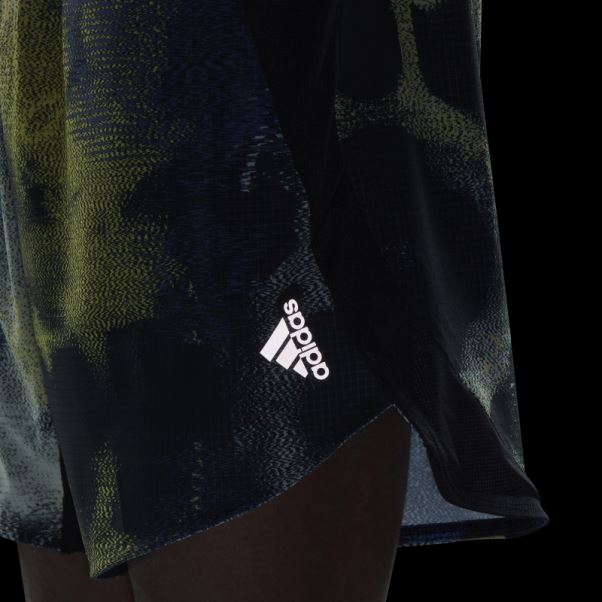 Adidas Multicolore D4t Hiit Short D'entraînement Imprimé Sur L'ensemble