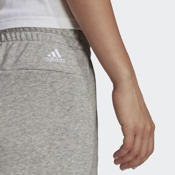 Short Adidas Essentials Slim Logo Gris Moyen