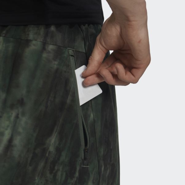 Short D'entraînement Spray Dye Vert Oxyde Adidas