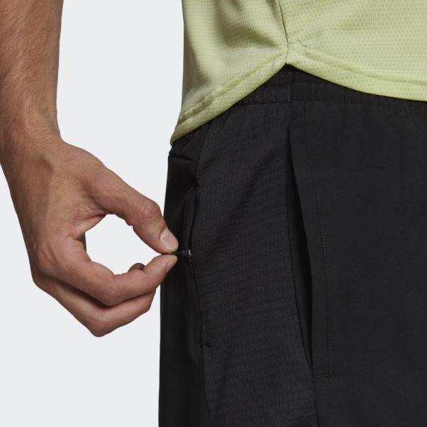 Adidas Possède Le Short De Course Argent