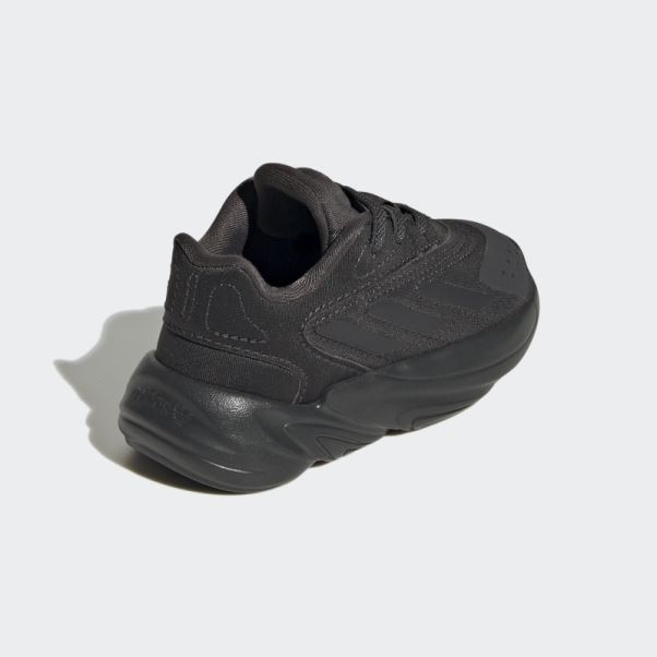 Chaussures Ozelia Adidas Carbone