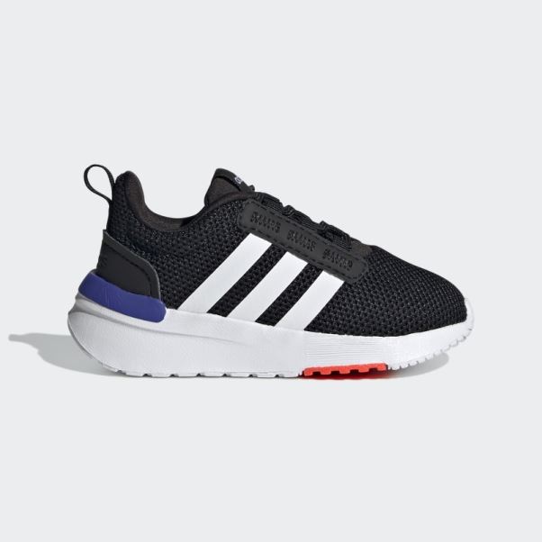 Chaussure Adidas Racer Tr21