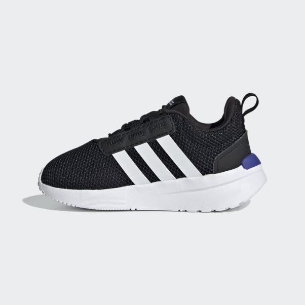 Chaussure Adidas Racer Tr21