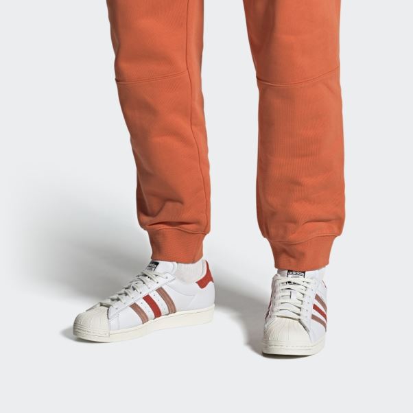 Chaussure Adidas Superstar Terre Battue