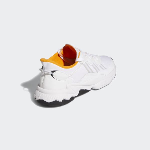 Chaussures Adidas Ozweego Orange