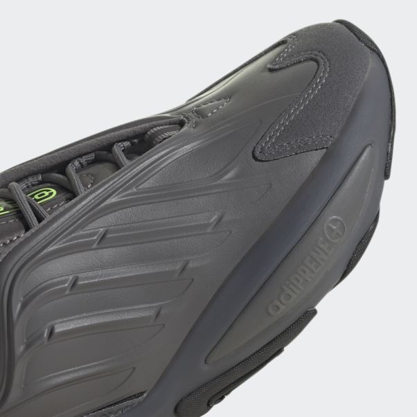 Chaussures Adidas Ozrah Grises