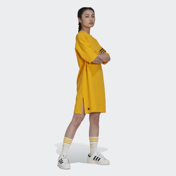 Robe T-shirt Adidas Adicolor Neuclassics Or