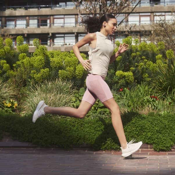 Adidas Ultraboost 22 Non Teint Fabriqué Avec Des Chaussures Nature