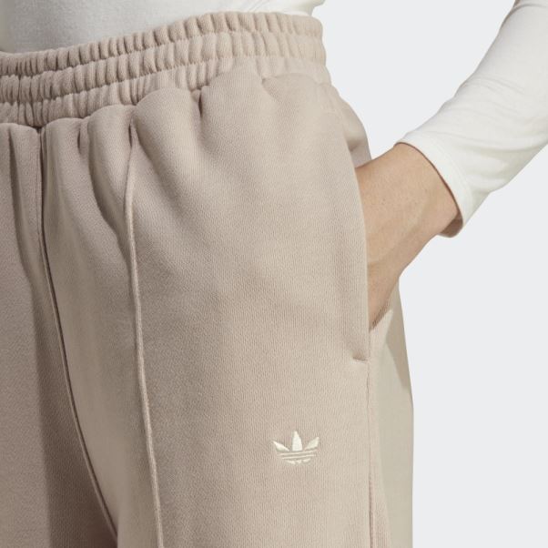 Adidas - Pantalon De Jogging Nervuré Premium Essentials Taupe