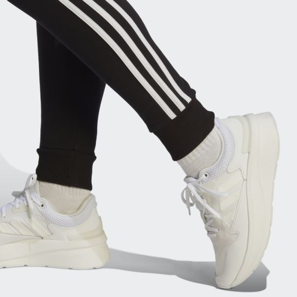 Adidas Essentials 3-stripes French Terry Cuffed Jogger Noir