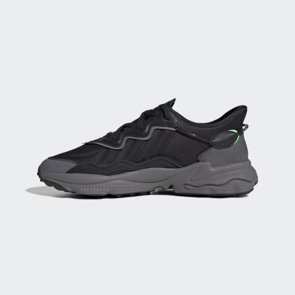 Chaussures Adidas Ozweego Vertes