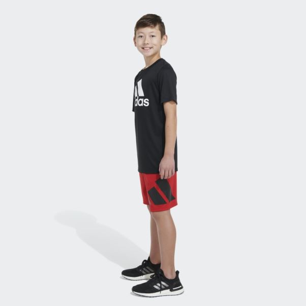Short Essentials Avec Logo Sur Le Côté écarlate Adidas