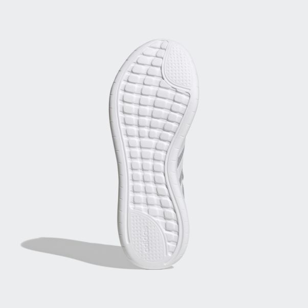 Chaussures Adidas Qt Racer 3.0 Grises