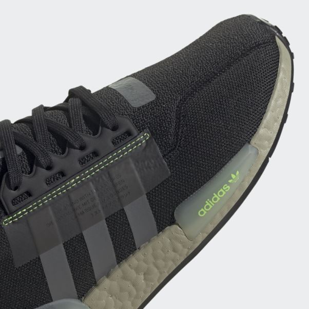 Chaussures Adidas Nmd-r1 V2 Noir