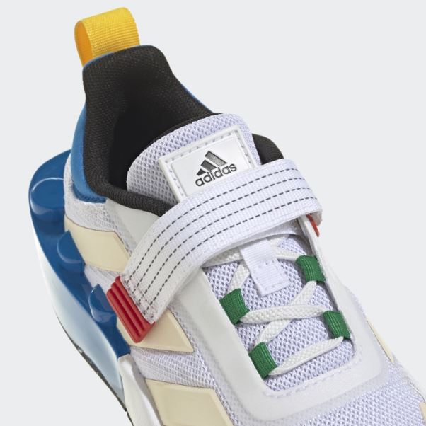 Adidas X Lego Tech Rnr Chaussures à Lacets élastiques Et Sangle Supérieure Blanches