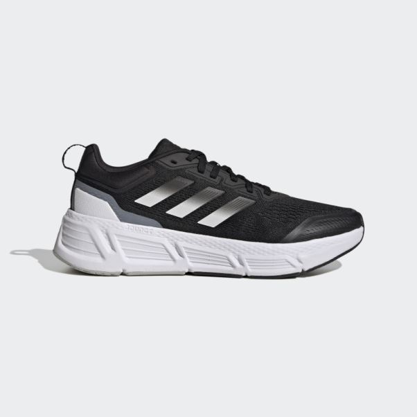 Chaussures Adidas Questar Grises