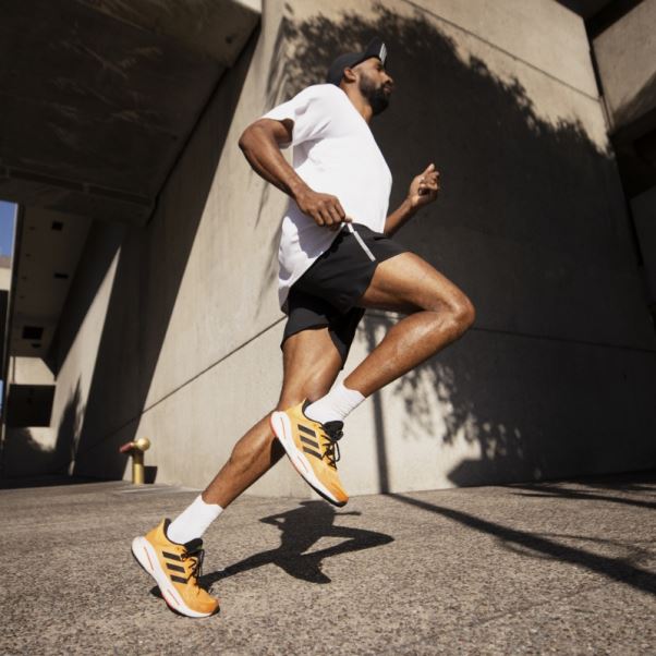 Conçu 4 Short De Course Adidas Noir