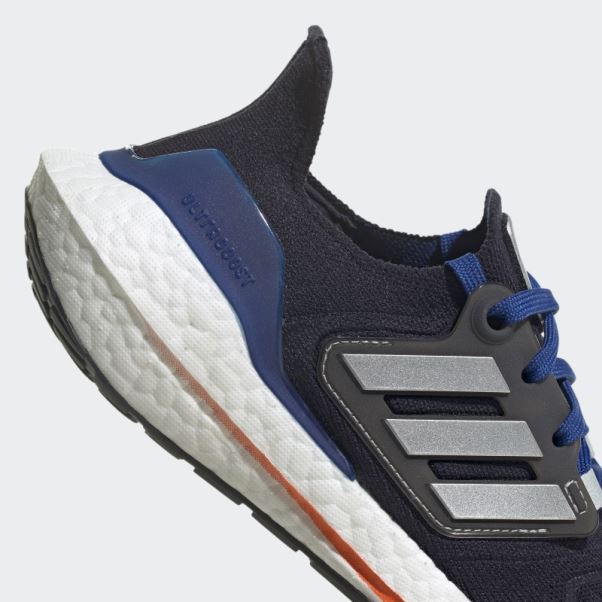 Adidas Ultraboost 22