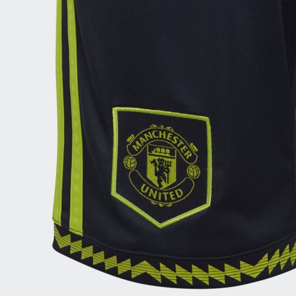 Manchester United 22/23 Troisième Short Adidas Slime