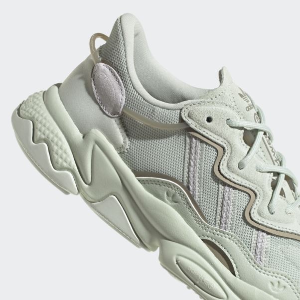 Chaussures Adidas Ozweego Vertes