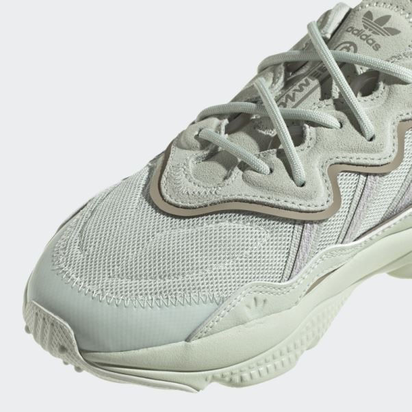 Chaussures Adidas Ozweego Vertes