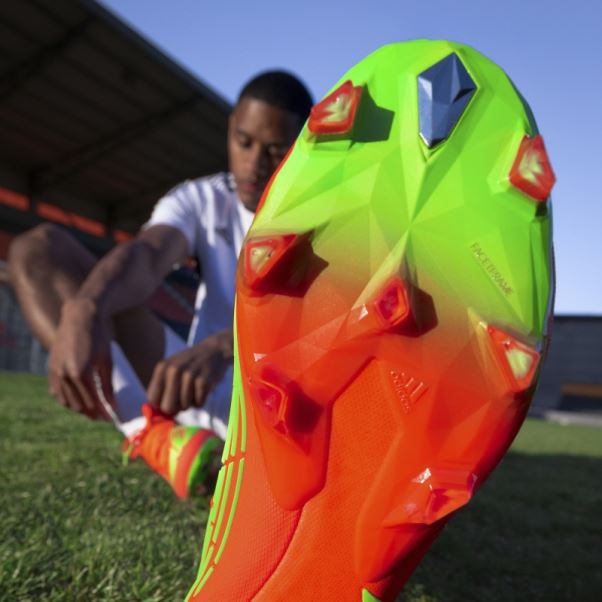 Prédateur Edge.1 Crampons De Football Pour Terrain Ferme Rouge Adidas