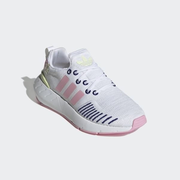 Chaussure Swift Run 22 Adidas Blanche