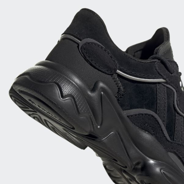 Chaussures Adidas Ozweego Métallisées