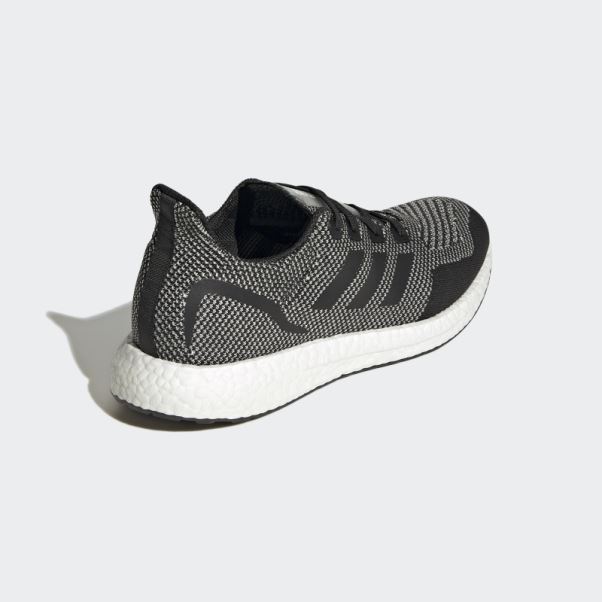 Chaussures De Course Ultraboost Faites Pour être Refaites Noir Adidas