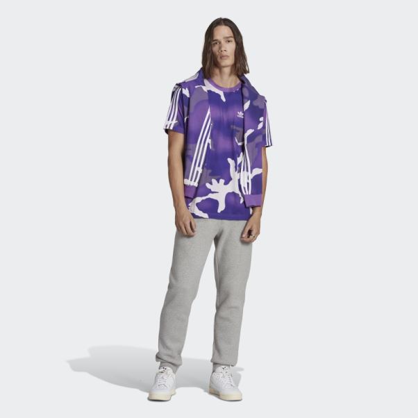T-shirt Violet Imprimé Camouflage Graphique Adidas Sur L'ensemble