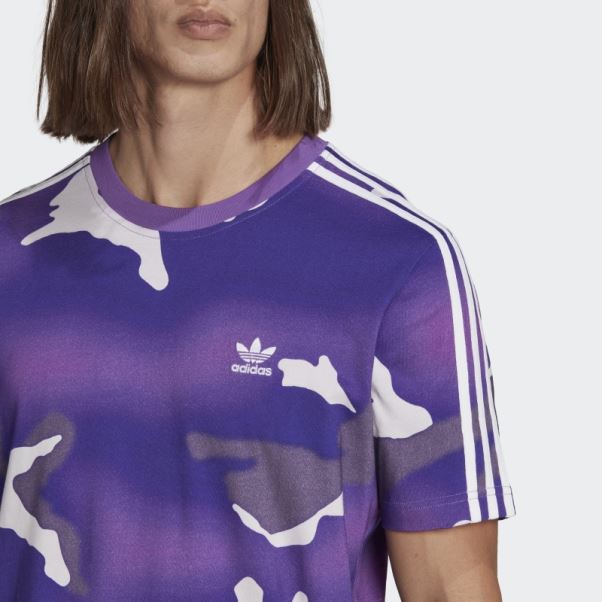 T-shirt Violet Imprimé Camouflage Graphique Adidas Sur L'ensemble