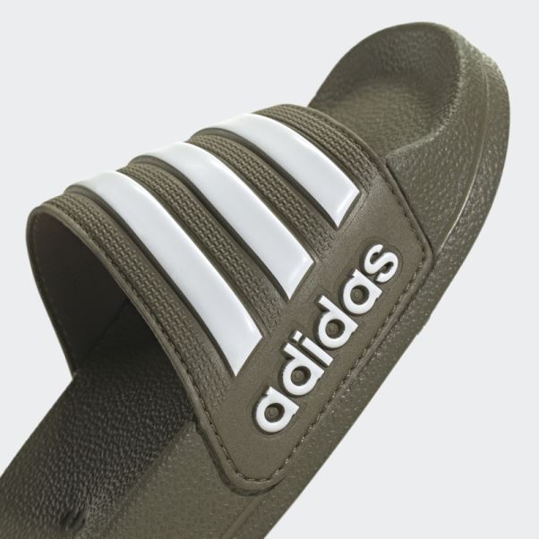 Adidas Adilette Toboggan De Douche Olive