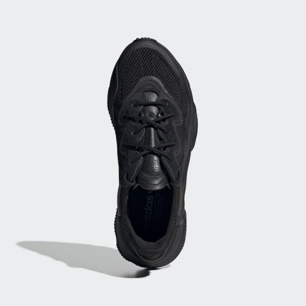 Chaussures Adidas Ozweego Grises
