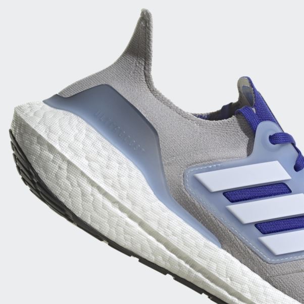 Chaussures Adidas Ultraboost 22 Bleu