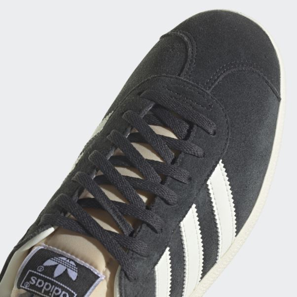 Chaussure Adidas Gazelle Carbone