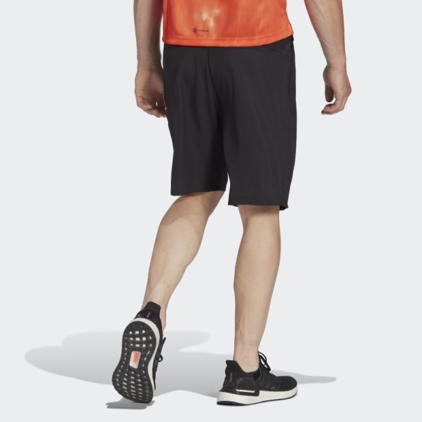 Short Adidas Conçu Pour Déplacer Le Logo Noir