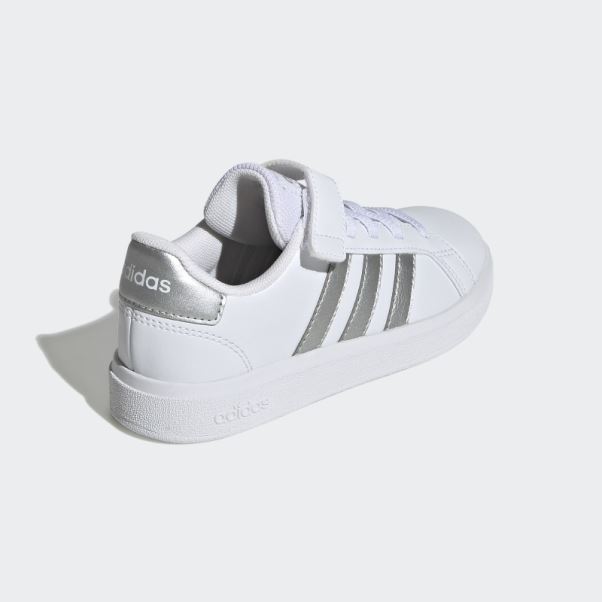 Chaussures Blanches à Lacets élastiques Et à Bride Supérieure Adidas Grand Court