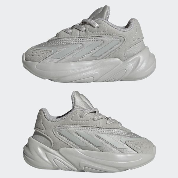 Chaussures Adidas Ozelia Grises