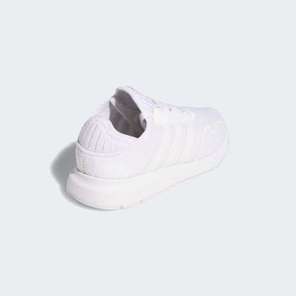 Chaussure Adidas Swift Run X Blanche