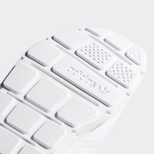 Chaussure Adidas Swift Run X Blanche