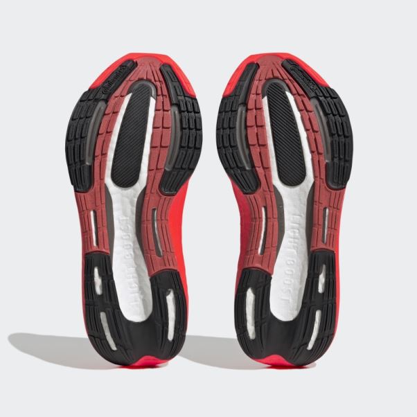 Chaussure De Running Ultraboost Light Rouge Adidas