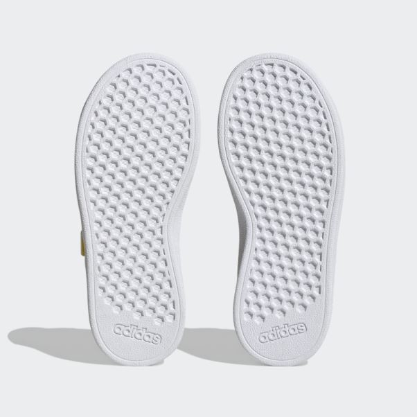 Adidas X Disney Grand Court Mickey Chaussures à Crochets Et Boucles Mode Blanc