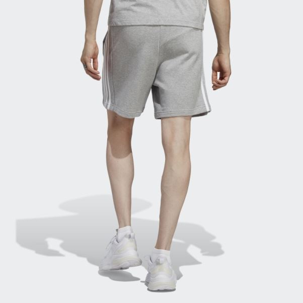 Short 3 Bandes En Molleton Essentials Gris Moyen Adidas