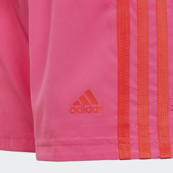 Adidas A Conçu Pour Déplacer Des Shorts à 3 Bandes Real Magenta Hot