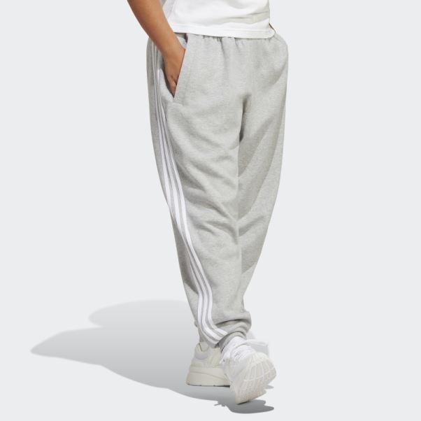 Fashion Future Icons Pantalon Classique à 3 Bandes (taille Plus) Adidas Gris Moyen