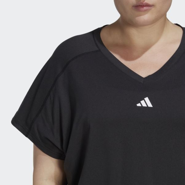Aeroready Train Essentials T-shirt à Col En V Minimal Branding (taille Plus) Adidas Noir