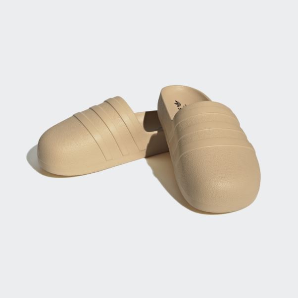 Claquettes Adifom Adilette Beiges Adidas