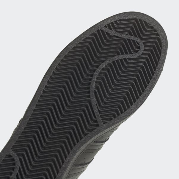 Chaussure Adidas Superstar Carbone