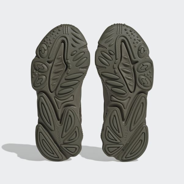 Chaussures Ozweego Adidas Olive