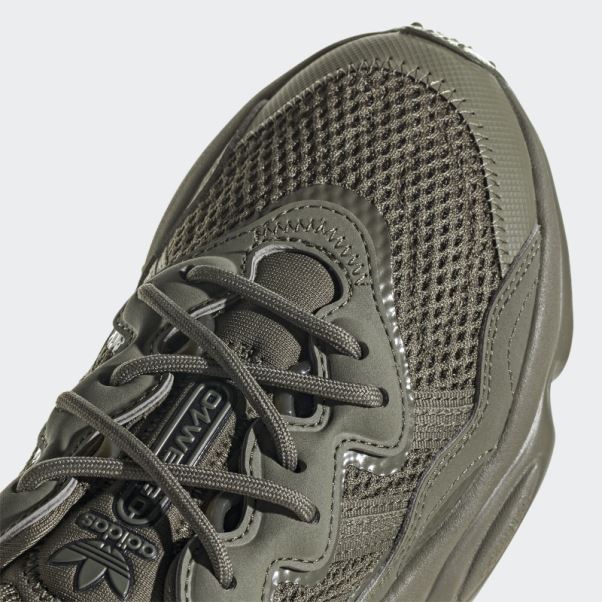 Chaussures Ozweego Adidas Olive
